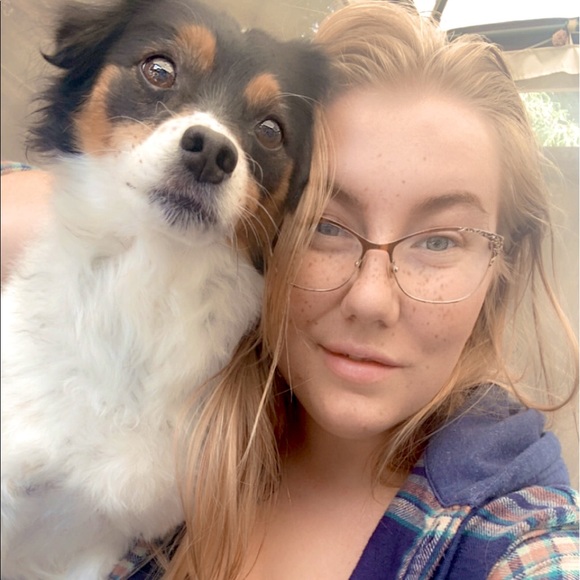 Meet your Posher, Teisha - Picture 1 of 9